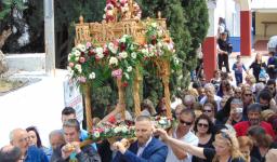Ο Επιτάφιος στο κοιμητήριο Πετρούπολης