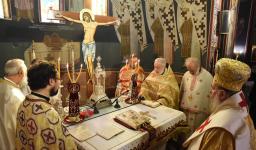 H αρχιερατική Θεία Λειτουργία στον Άγιο Δημήτριο Πετρ.