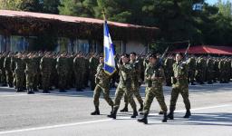 Η ορκωμοσία οπλιτών στον Αυλώνα από τον Σεβ. Μητρ. Ιλίου