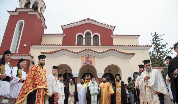 Φωτογραφικές στιγμές από την υποδοχή λειψάνου Αγίου Νικοδήμου