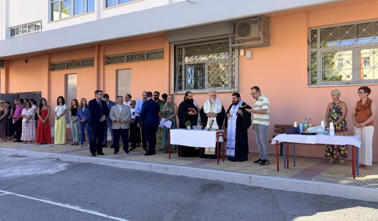 Ο Μητροπολίτης Ιλίου Αθηναγόρας στους Αγιασμούς για τη νέα σχολική χρονιά
