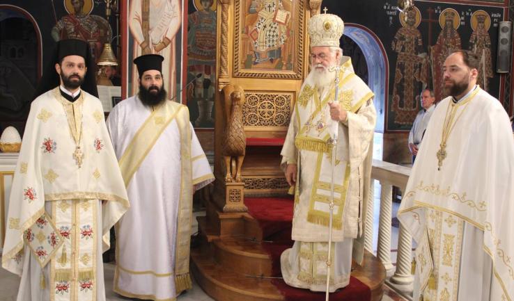 Θεία Λειτουργία στον Αγ. Δημήτριο Πετρ.