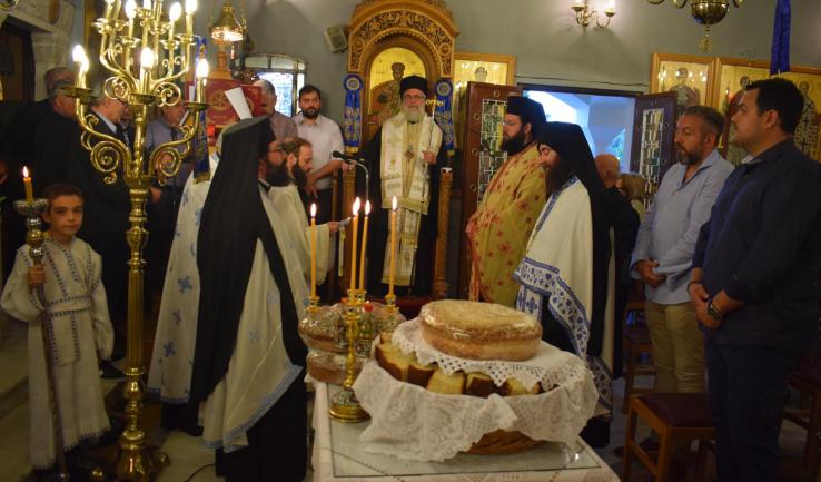 Εσπερινός στην Αγ. Τριάδα Θρακομακεδόνων