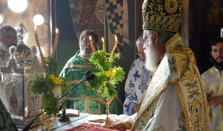 Η Ύψωση του Τιμίου Σταυρού στη Μητρόπολη του Ιλίου